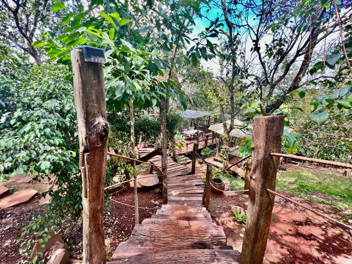 Megarden Daknong Villa Gia Nghĩa Exterior foto